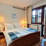 Villa Mihaela Porec Holiday Apartments Apartman Porec