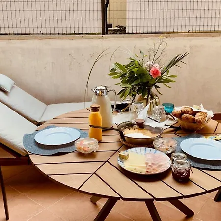 Apartament Mihaela